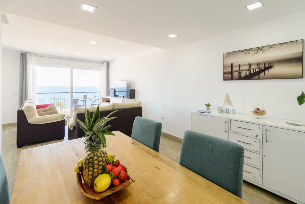 Atico Con Vistas Espectaculares Al Mar Apartment Torre Del Mar Exterior photo