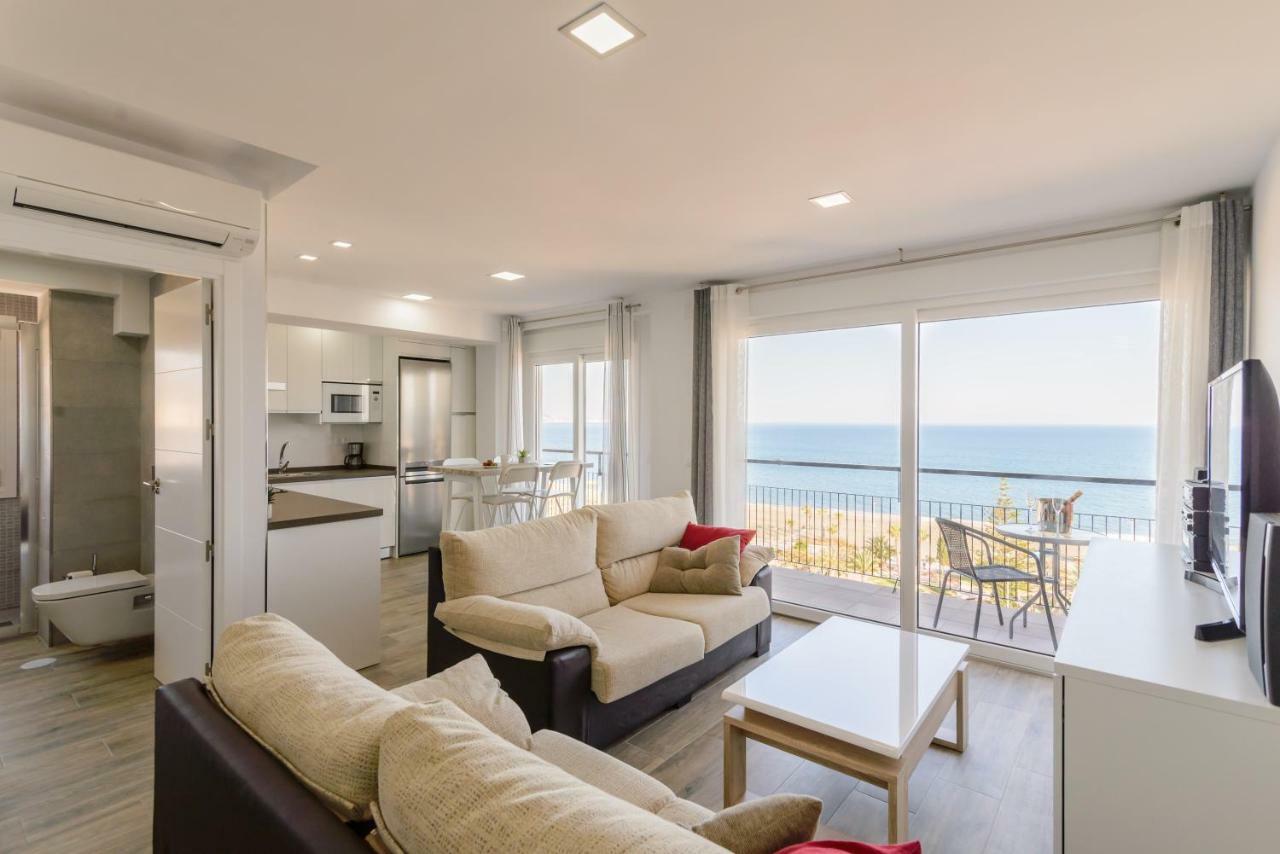 Atico Con Vistas Espectaculares Al Mar Apartment Torre Del Mar Exterior photo